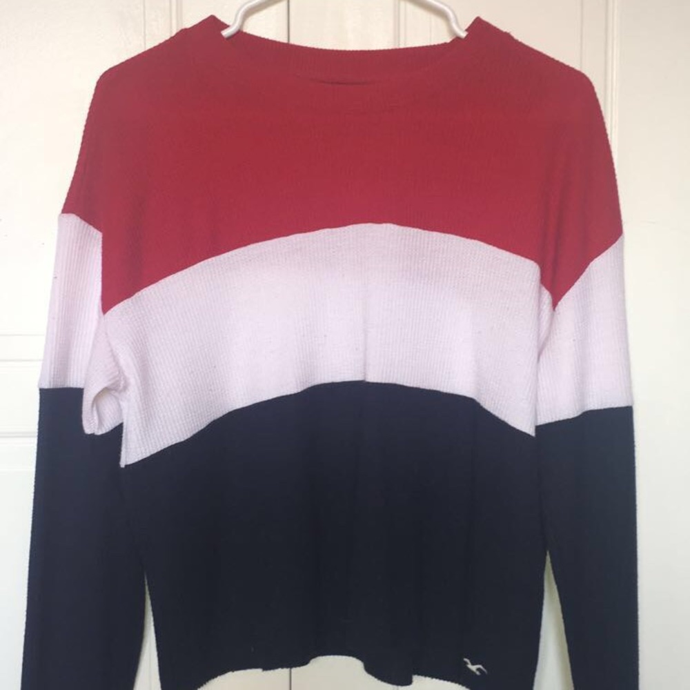 Hollister sweater